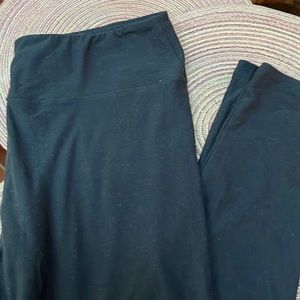 LulaRoe Black, Tall & Curvy Leggings